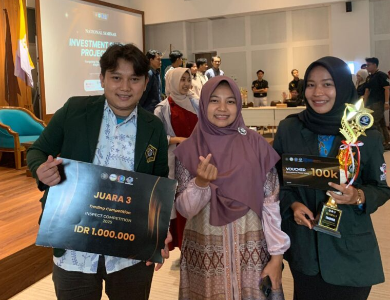 Mahasiswa S1 Akuntansi FEB Unissula Raih Juara III Lomba Trading Nasional di UGM